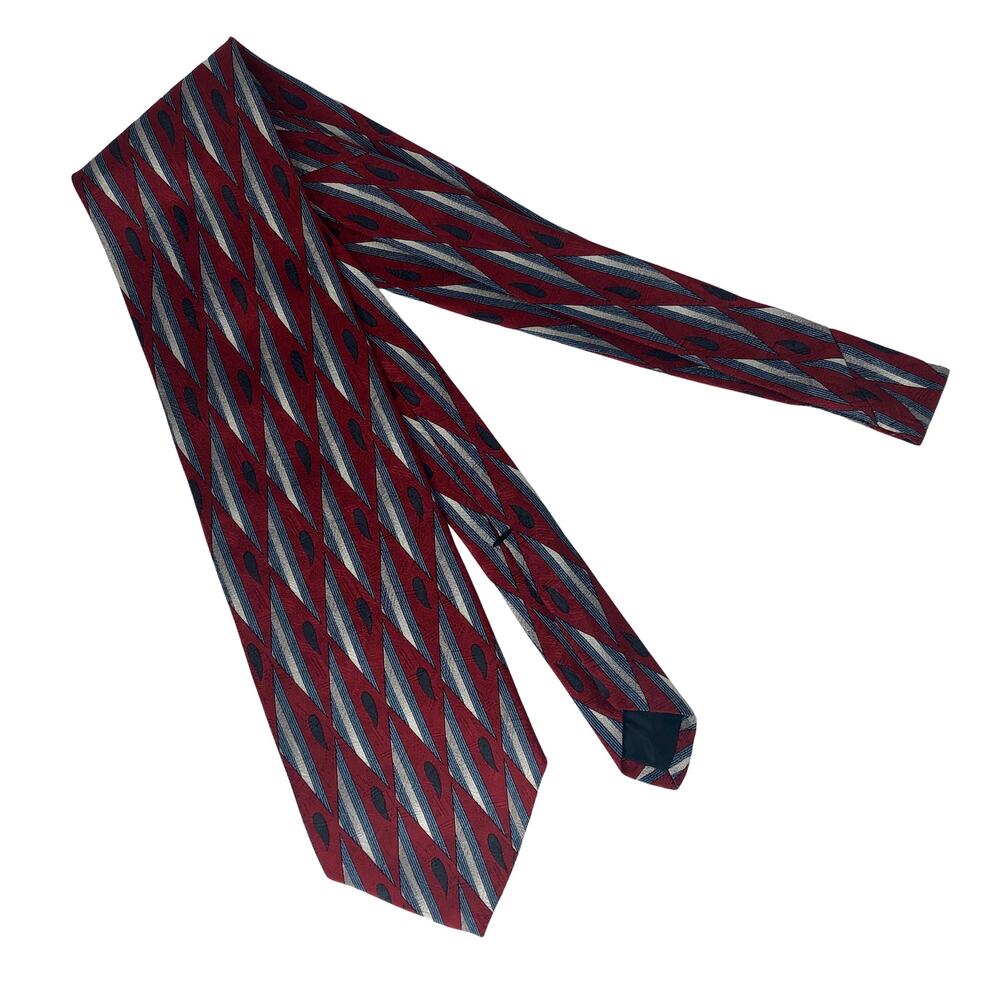 Red Diamond Pattern Tie - image 3